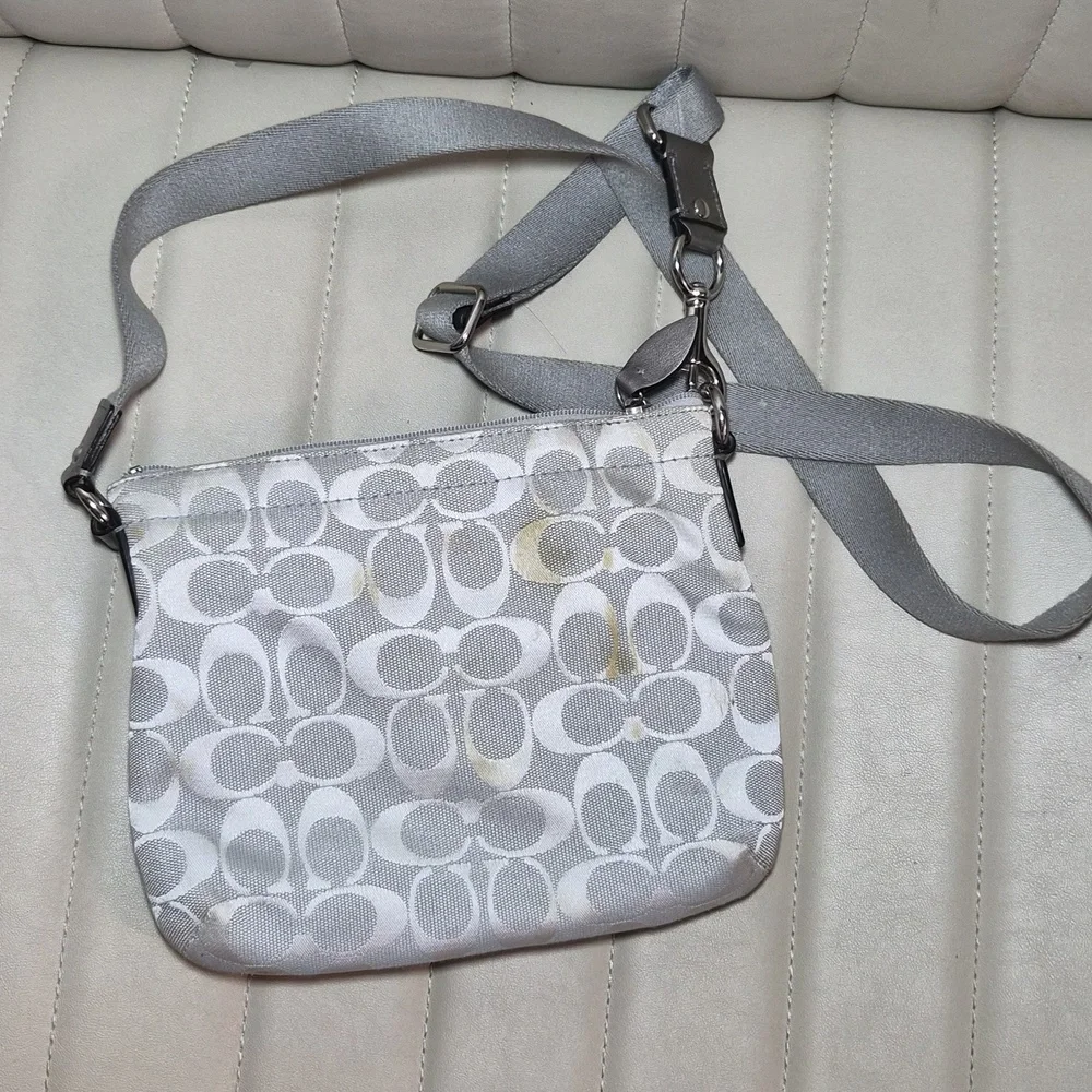 Y2K Coach Silver Signature Crossbody Bag - Silver/Gray
